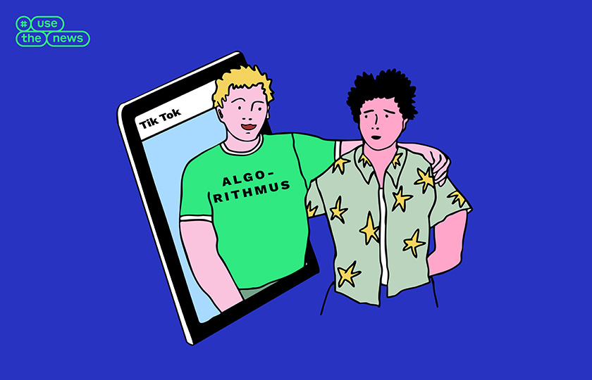 Illustration: ein Jugendlicher im Handy-Bildschirm und T-Shirt mit Aufdruck "Algorithmus" legt seinen Arm um einen Jugendlichen vor dem Bildschirm