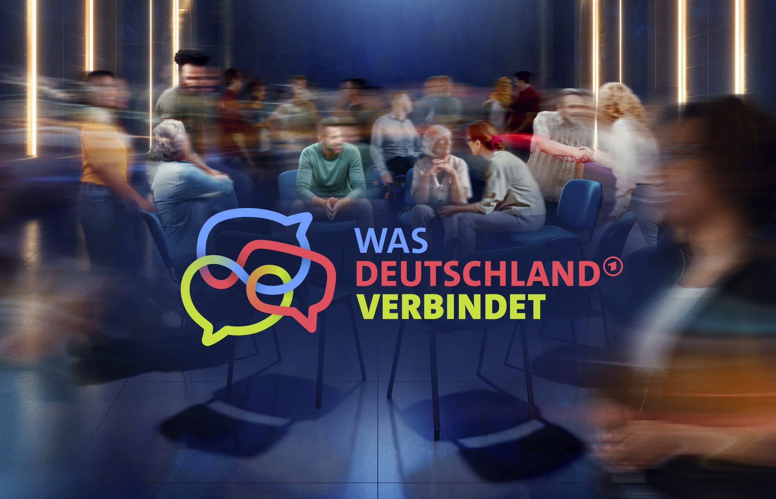 Logo "Was Deutschland verbindet" in front of a blurry group of people talking